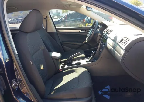 2013 Volkswagen Passat S z USA, uszkodzony, nr VIN 1VWAP7A3XDC000817